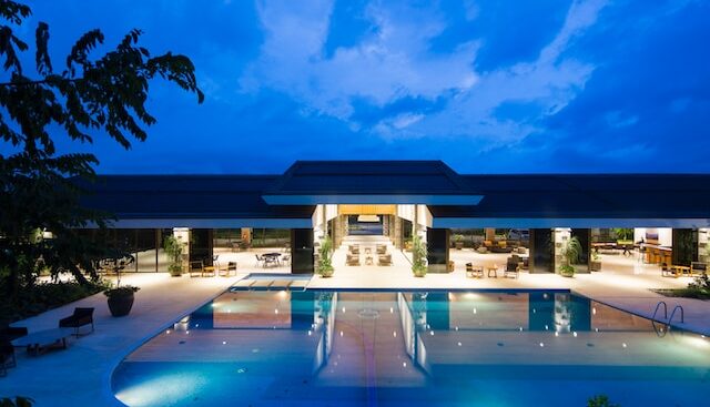 hospitality staffing challenges for summer